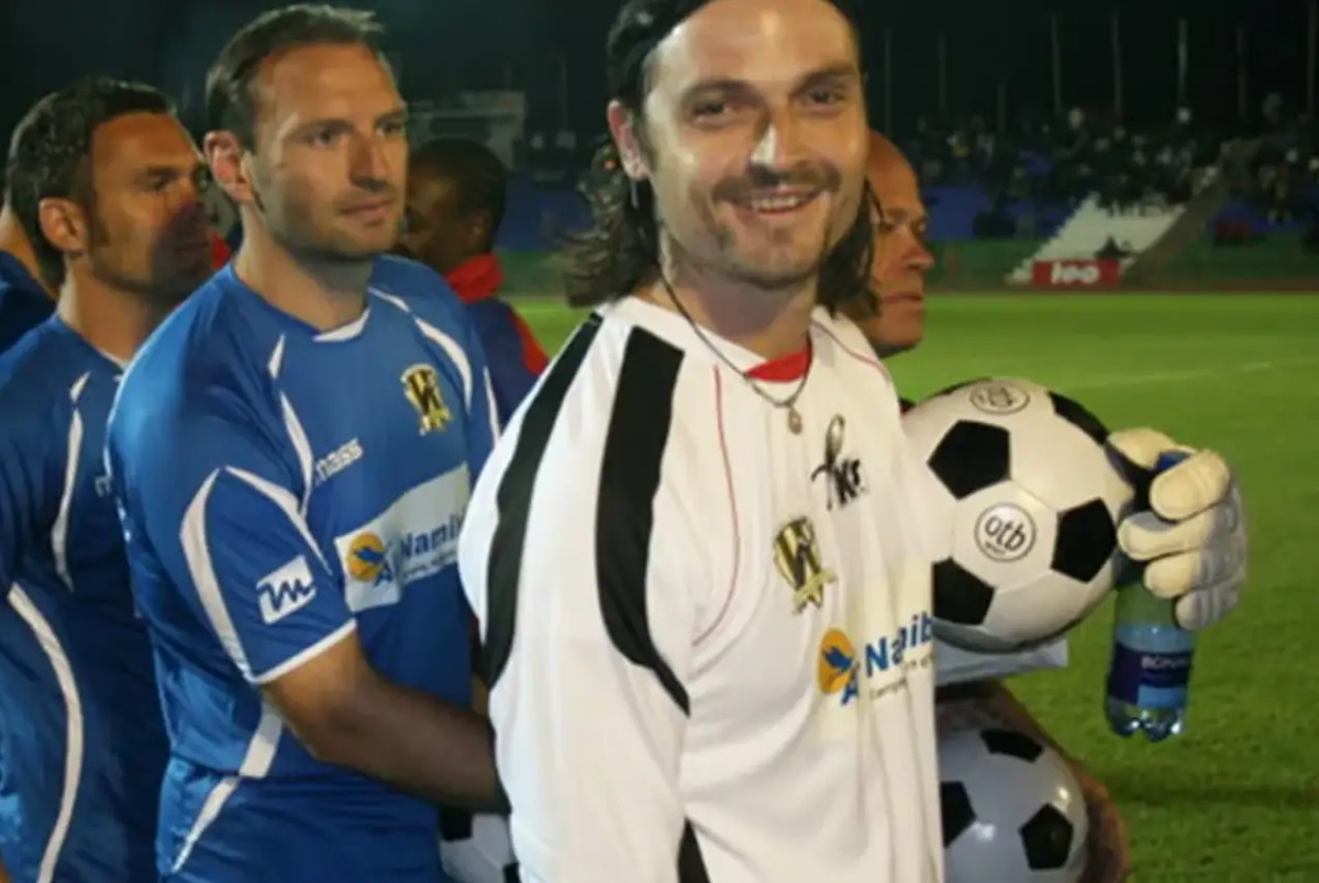 世界足坛最离谱的球员,走遍六大洲,三次被宣布死亡。